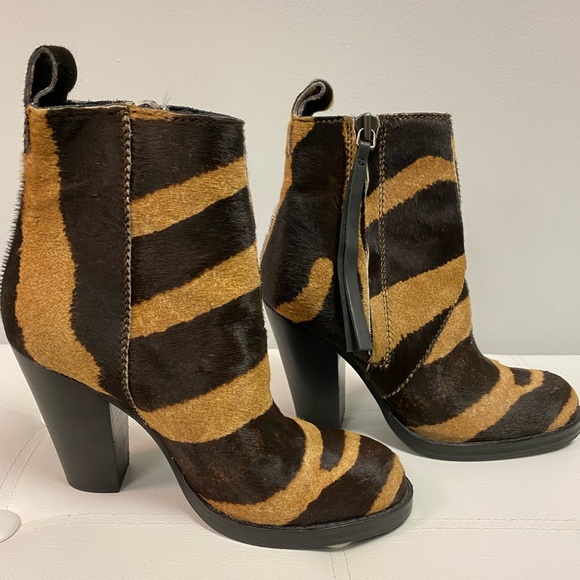 Acne Studios Boot/Booties Colt Pony Printed Calf Hair Brown/Tan Pattern - Picture 1 of 6